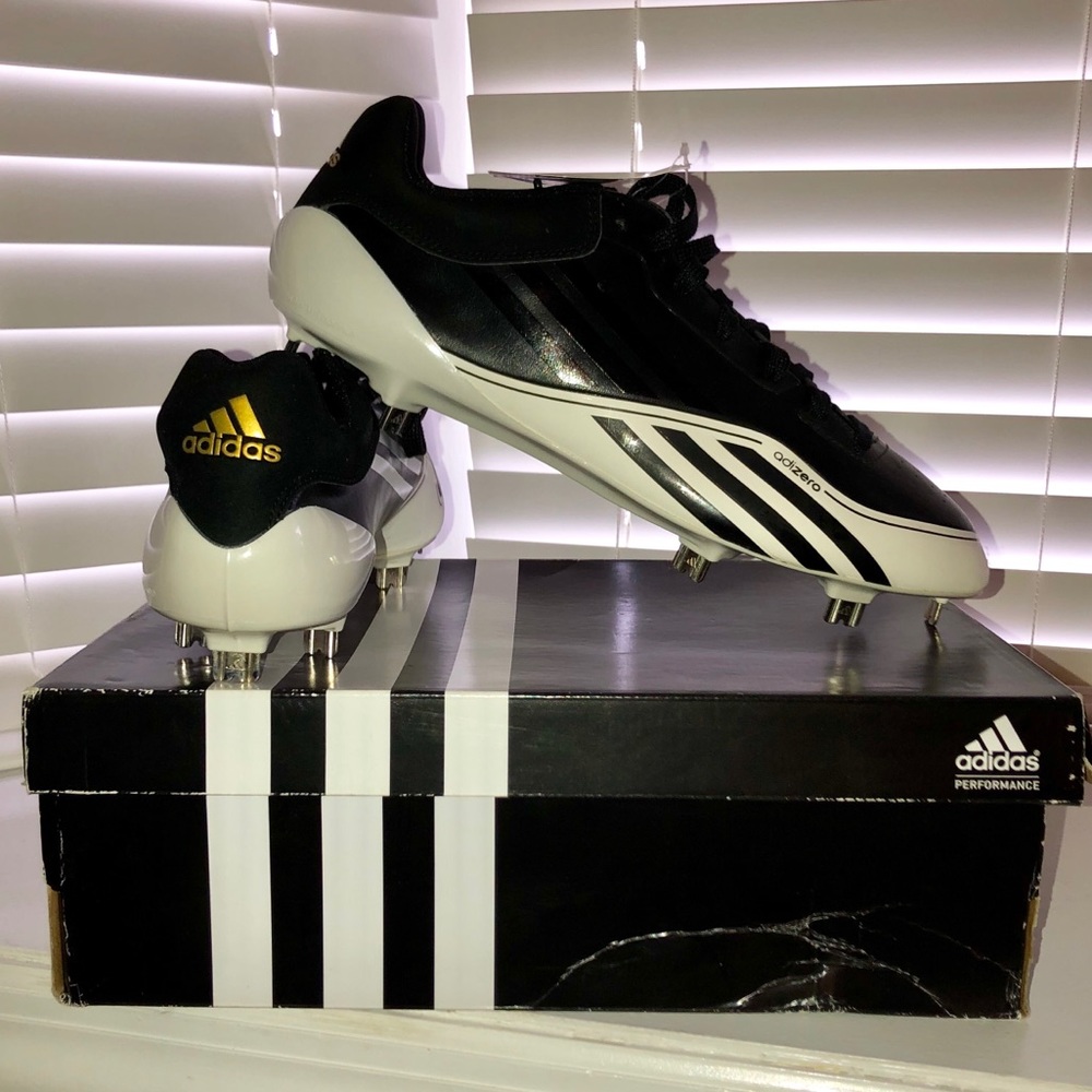 Adidas Mens baseball metal spikes